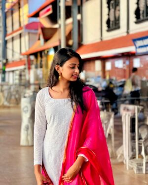 Sanjana Instagram - 🌸🪔

#guruvayoor