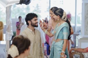 Santoshi Shetty Instagram - Postcards from my Bhai Ki Mangalorean Wedding 🥹😍✨

Congratulations my babies @siddharth.shetty & @ridhima.shetty ❤️🦋💫