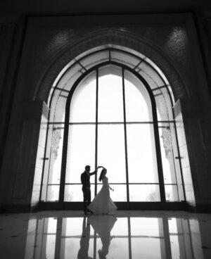 Sara Abi Kanaan Instagram - A month ago … in Abu Dhabi, the emirate that witnessed our “yes” 🥹🤍
07/05/2024 
A heartfelt thank you to our awesome friends at @easyweddingdubai for meticulously handling every detail, from the paperwork to standing by us during the ceremony (Florian,liz,ksenia,vineeta) and to @hhmansoor @adjd_official and @munaalraeesi for the warm welcome 🤍
•
تزوجنا من شهر بأبو ظبي وكان احلى شي عملنا … للمراسم نقينا اللغة العربية من بين ٨ لغات … 🙏🏻🤍
شكراً 
@easyweddingdubai 
لإهتمامكن بكل تفصيل لوقفتكن حدنا نهار العرس وشكر كبير للشيخ منصور بن زايد آل نهيان ،للسيدة منى الرئيسي ولدائرة القضاء في ابو ظبي على الإستقبال والمعاملة الكريمة 
والحلوة 🤍

•

Wedding services and planning @easyweddingdubai @easywedding.me 
Photographer @mayawakim_photography 
Styled by @sarah.keyrouz 
Dress @esposagroup @esposaprive 
Suit @maison.eliomoussallem 
Bouquet, headpiece and gloves @bbloomed.lb 
Media and PR @yasminesharawneh 
Photoshoot location @mo_emiratespalace