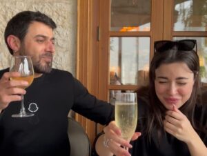 Sara Abi Kanaan Instagram - #appreciationpost to this Man … 
Even after all these years , you still make my heart skip a beat and manage to exceed expectations … i’m glad our souls never gave up on finding each other … I RAWR YOU 🦖❤️ #dinosoul 
•
انغرمت في لأنو بيضحكني (الفيديو ٣) 😜🤣