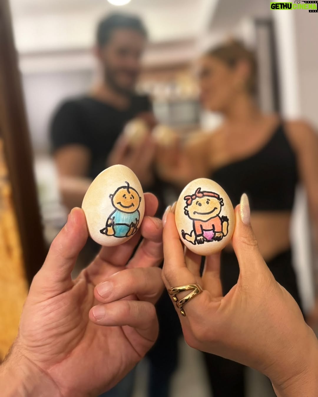 Sara Corrales - 98K Likes - Un año juntos celebrando todas nuestras inolvidables locuras y experiencias 😂 Gracias papacito mío por llenar mis días de amor, risas y los mejores momentos de mi vida. No puedo esperar por todo lo que se nos viene. Feliz primer aniversario, mi amor, ¡esto apenas comienza! ❤️✨. @damianpasquini