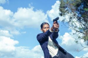 Sarah Hassan Instagram - I absolutely love how Amazing & Badass Detective Makena is💪🏾👊🏾
BTS pic from a scene in Ep 7 of #CrimeAndJusticeShowmax 
Stills photography by @pekatphoto