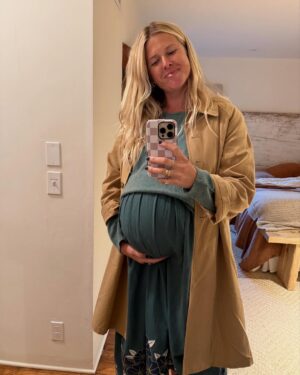 Sarah Wright Instagram - Our Dazey Dream circle is back and happening April 28th at 3pm pst which means it is 8am AEST in Australia !! 
⁣
We hope that means you can join us for our first one for 2025 and falling on a new moon, we’re aligning with all the Universal energies to get mystical, wild and woo woo, up-levelled AF and intentional as we call in our GREATEST YEAR YET ✨⁣
⁣ Connect with other like-minded Dazeys as we harness the collective energy to amplify our intentions and bring them to life. And bring your manifesting vision board to life with @onceuponapp! We’re so excited to see you guys there!!! Secure your spot at yourzenmama.com (click on the tab for ‘Dazey Dream Circle)⁣
⁣
#yourzenmama #manifesting #visualization