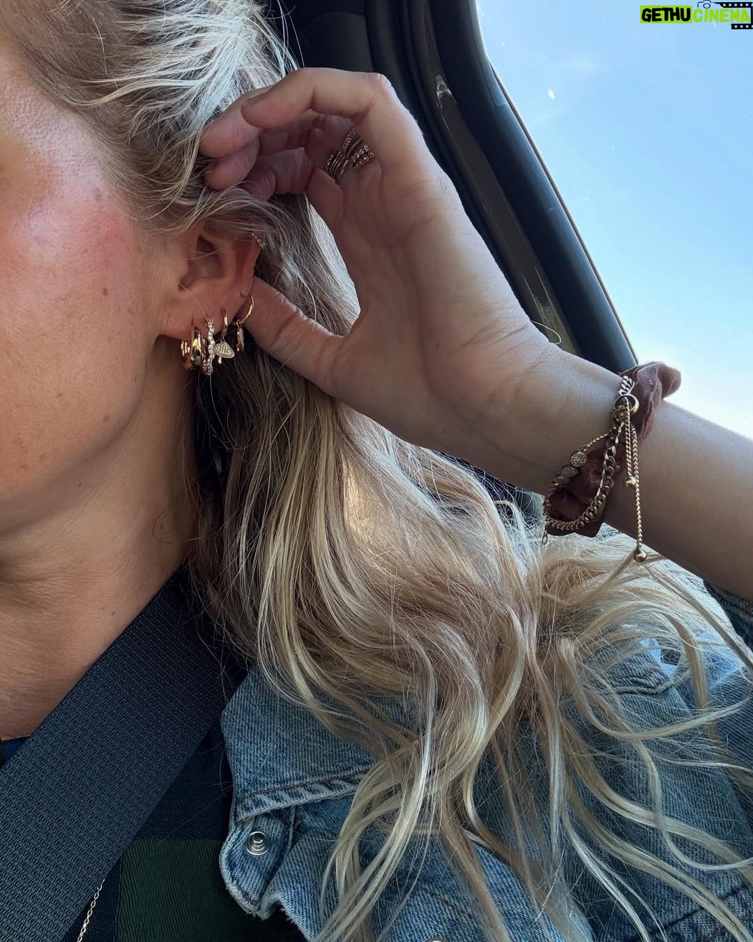 Sarah Wright - 5.9K Likes - Sparks of joy!!!! â¨đŤđđťđ¤
