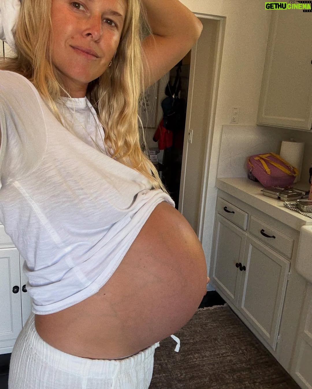 Sarah Wright - 5.9K Likes - Sparks of joy!!!! â¨đŤđđťđ¤