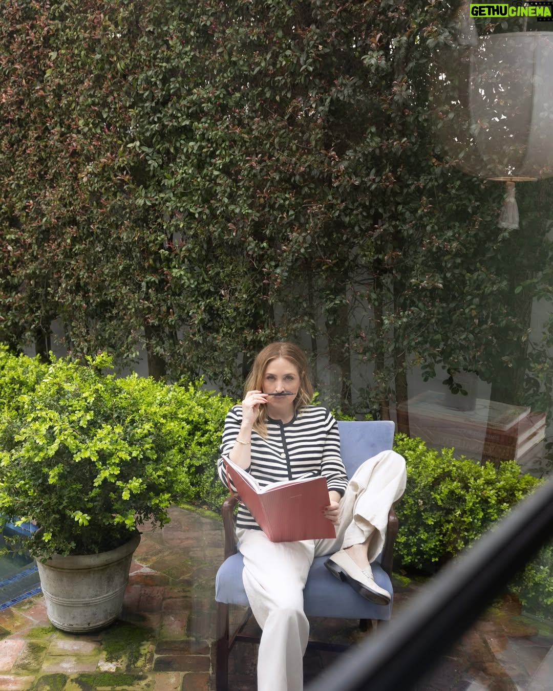 Sasha Alexander - 7.9K Likes - Just a girl with a head full of ideas and a fresh to-do list. Spring, let’s go! 🌸
