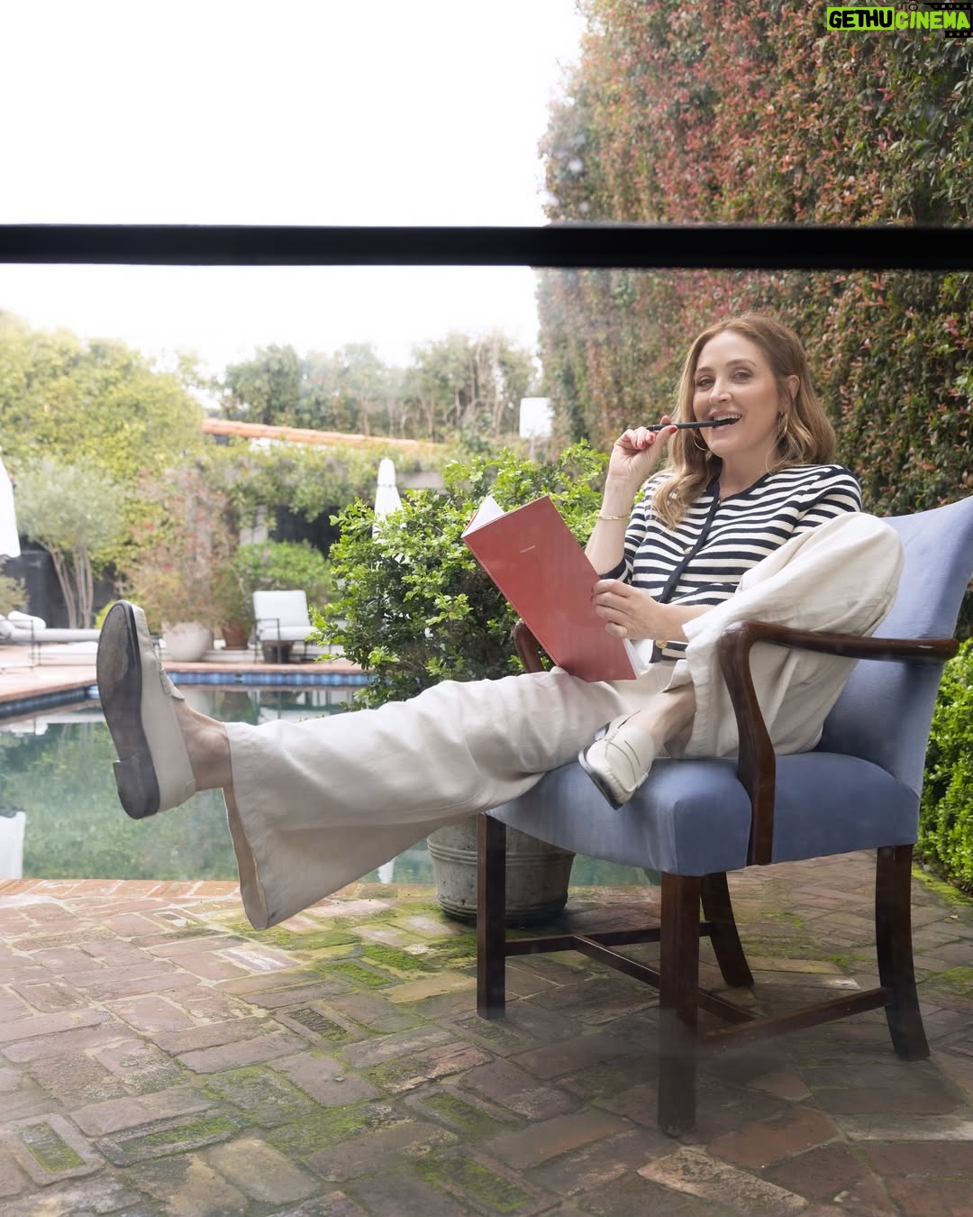 Sasha Alexander - 7.9K Likes - Just a girl with a head full of ideas and a fresh to-do list. Spring, let’s go! 🌸
