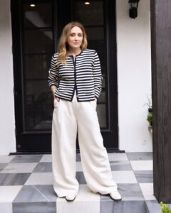 Actress Sasha Alexander HD Photos and Wallpapers November 2025