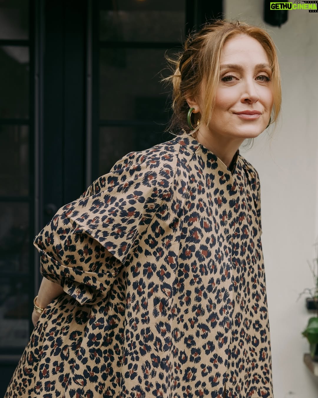 Sasha Alexander - 7.8K Likes - spotted: leopard is my new neutral. Just add lemons🍋. www. sashaalexander. us