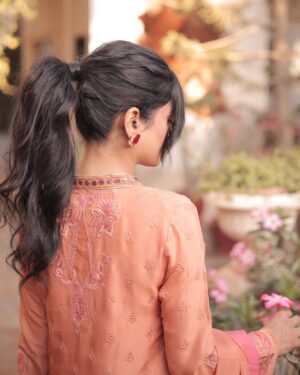Sehar Khan Instagram - 🌸

@farahtalibaziz 
@kohar_jewel 

#eidmubarakday3