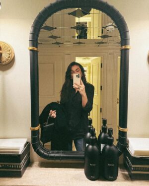 Serinda Swan Instagram - Sundays (and other days) in Londons spring
