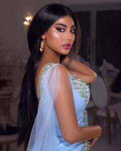 Actress Shaila Sabt HD Photos and Wallpapers June 2023