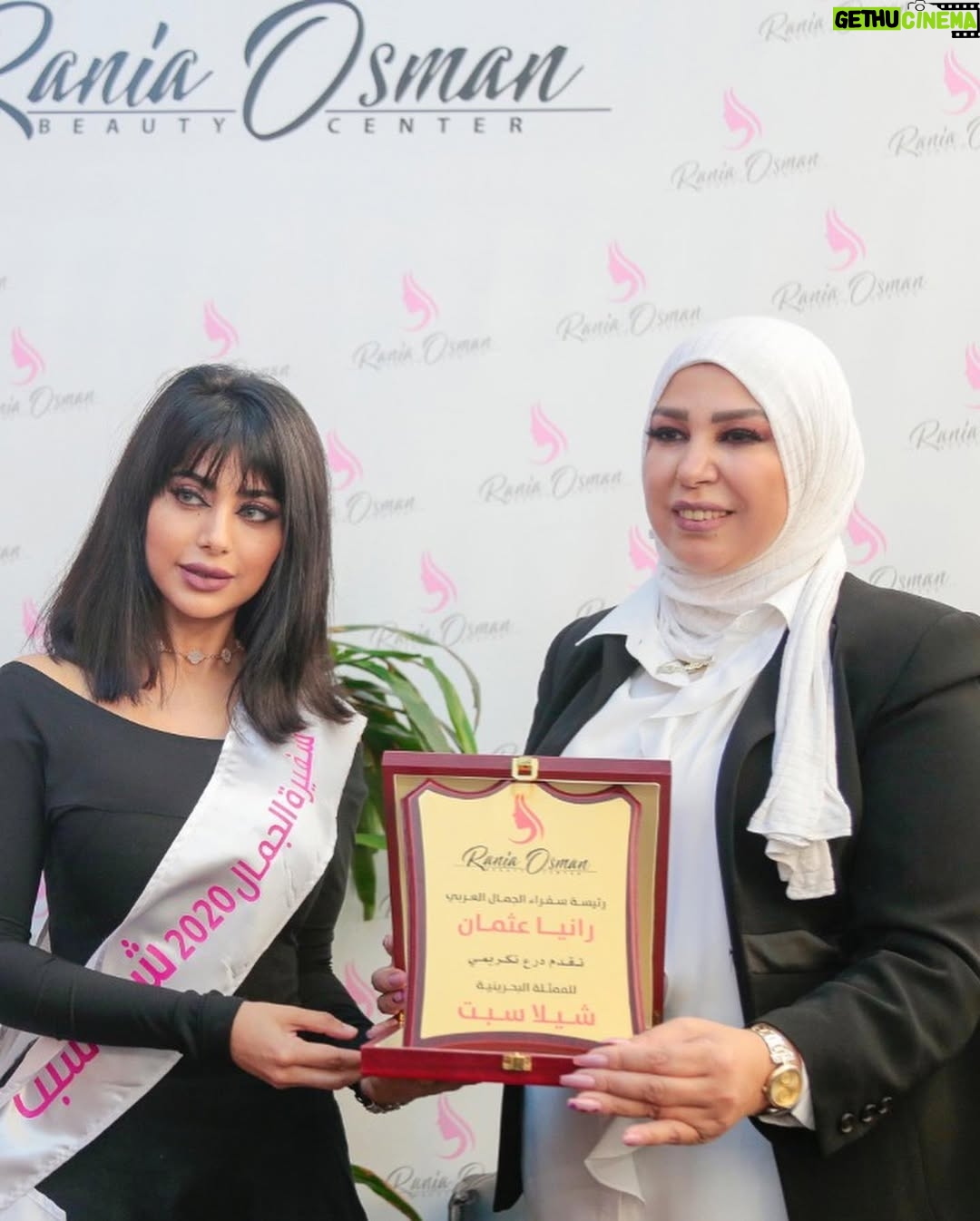 Shaila Sabt - 20.3K Likes - شكرا لكل سيدات الاعمال والجمعيات النسائية والخيرية بشمال لبنان 🥰..
#سفيرة_جمال_العرب 💪🏽..
..
مرات الانسان يسعى لامور كثيره وما تصير ومرات شي ما يكون بالحسبان يجي فجأة.. هذا هو الرزق الي الله يكتبه .. الف شكر لك يارب ❤️..
الحمدلله ..
..
وشكر خاص للسيدة رانيا عثمان رئيسة سفراء الجمال ..
@raniaosmanbeautycentre .
شكرا لللمصور ..
@mustafa.ajaj