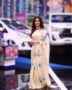 Actress Shaista Lodhi HD Photos and Wallpapers April 2025
