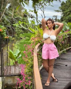 Actress Shama Sikander HD Photos and Wallpapers March 2025