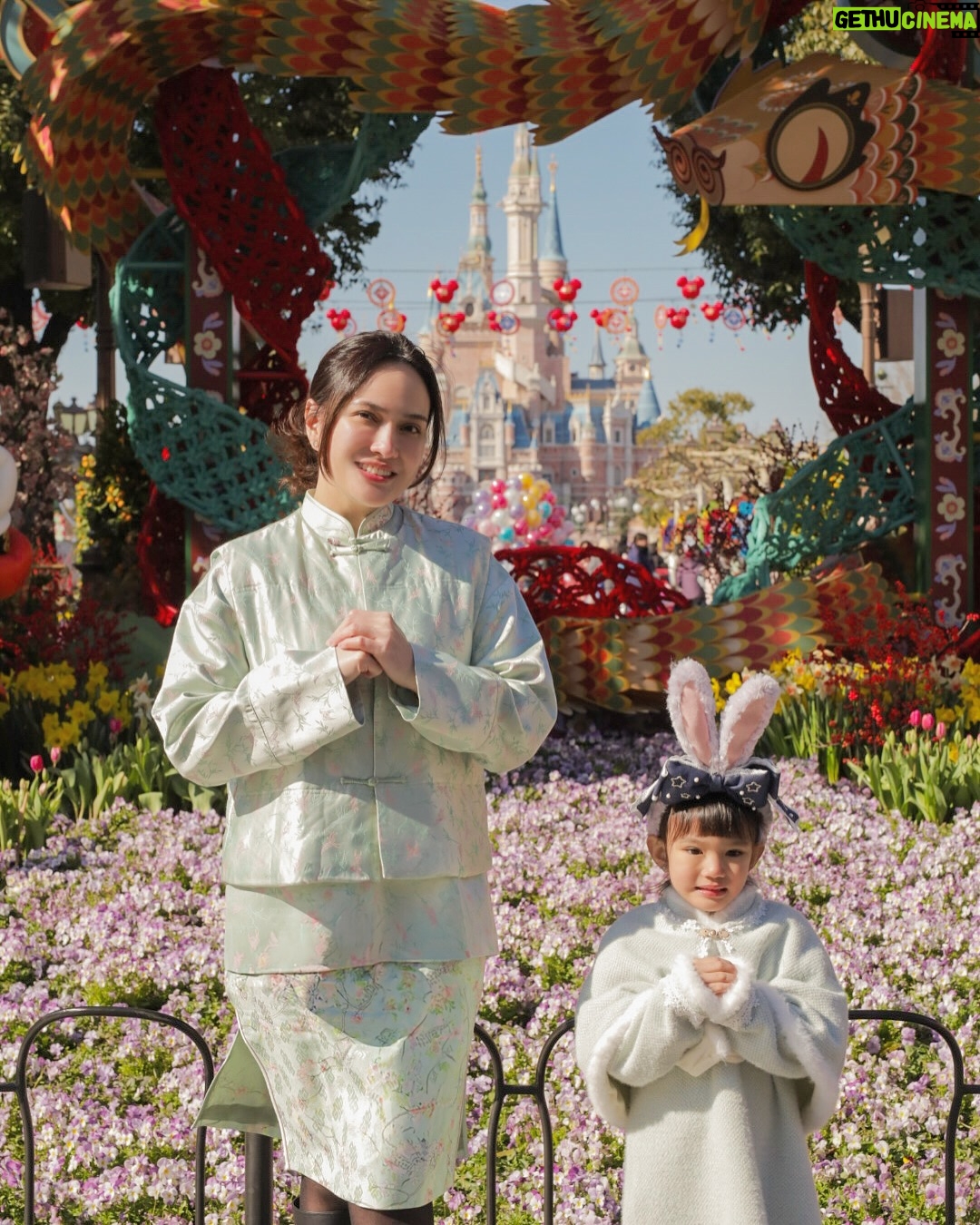 Shandy Aulia - 25.3K Likes - Gong Xi Fa Cai! 2025.
新年的快乐一年四季常在 🧧
Shànghǎi 2025 nián 1 yuè 29 rì