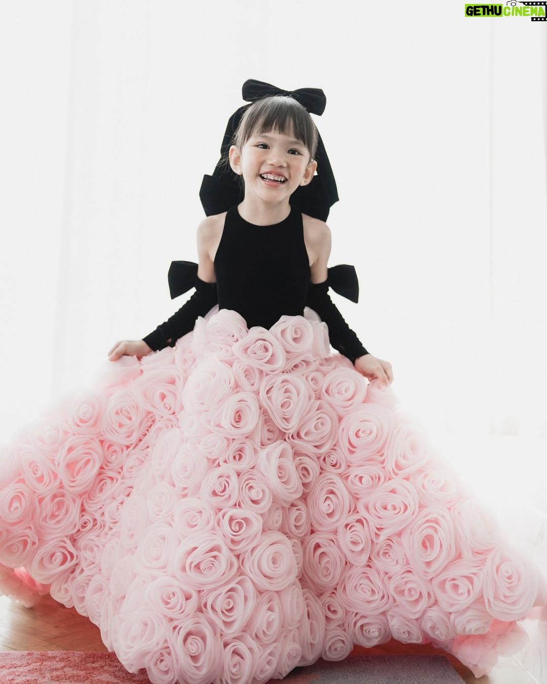Shandy Aulia - 27.4K Likes - Five years of pure magic!
Thank you @mryogiepratama for making such a beautiful dress for my little girl.
Photo by @davidsalim