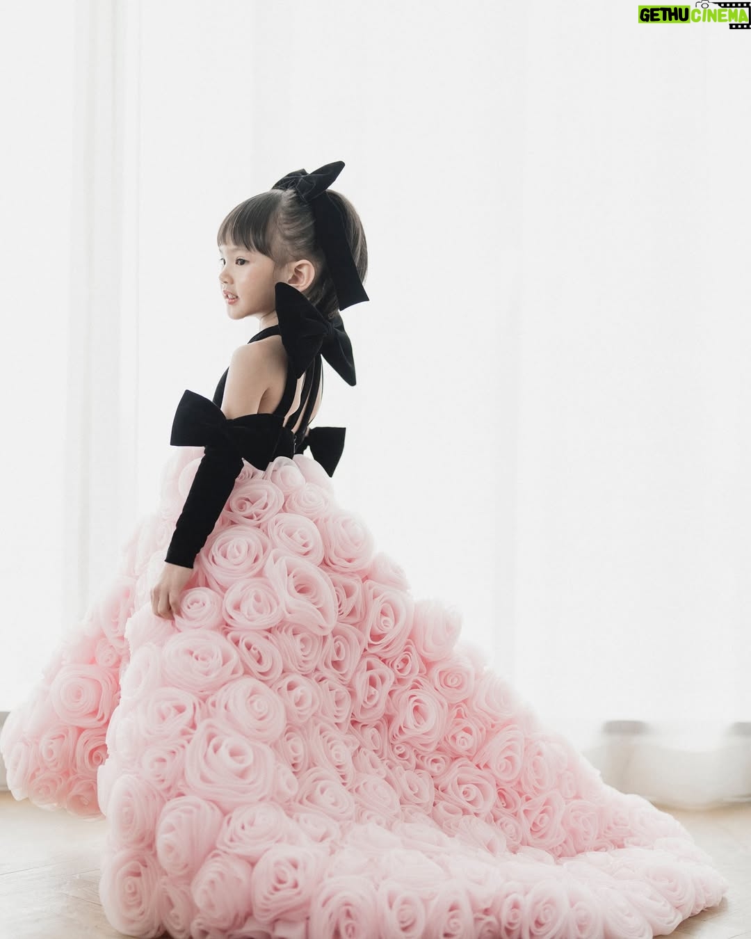 Shandy Aulia - 27.4K Likes - Five years of pure magic!
Thank you @mryogiepratama for making such a beautiful dress for my little girl.
Photo by @davidsalim