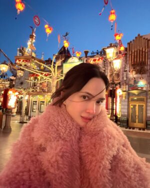 Shandy Aulia Instagram - Gong Xi Fa Cai! 2025.
新年的快乐一年四季常在 🧧

Shànghǎi 2025 nián 1 yuè 29 rì