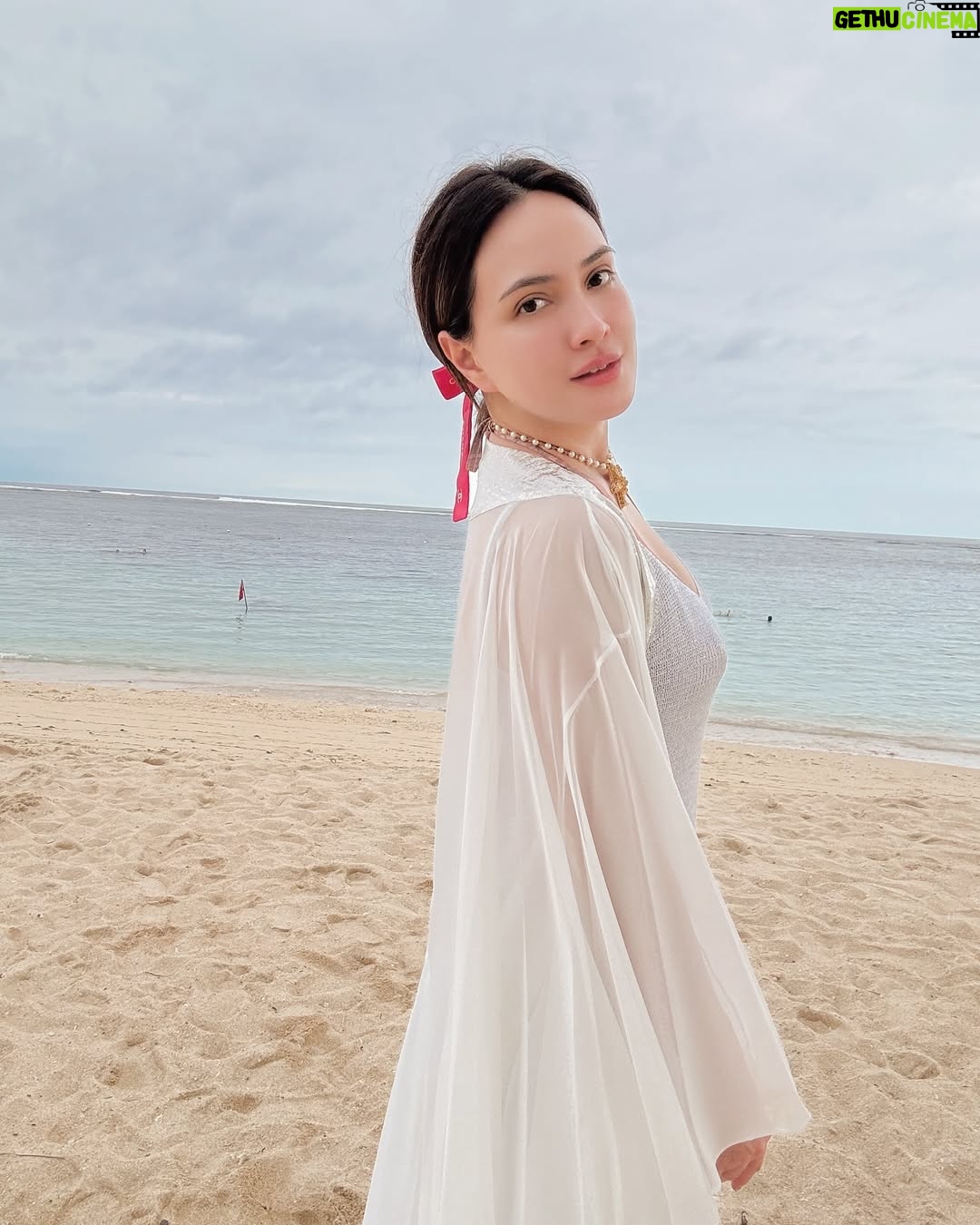 Shandy Aulia - 71.3K Likes - Vitamin sea 🌊
