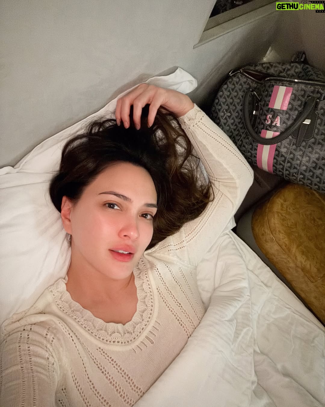 Shandy Aulia - 43.2K Likes - The journey ending of the year.
every ending is just the start of another adventure.
London St. Andrews Edinburgh.
end of the year 2024.