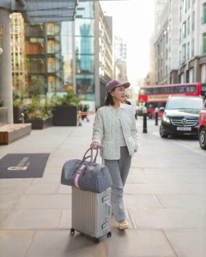 Shandy Aulia Instagram - The journey ending of the year.
every ending is just the start of another adventure.

London St. Andrews Edinburgh.

end of the year 2024.