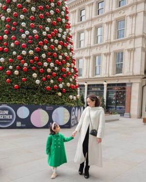 Shandy Aulia Instagram - Blessings, love, and peace to you this Christmas🎄
Wishing you love, joy, and peace this Christmas season.🎄

London,
Dec 25th, 2025.