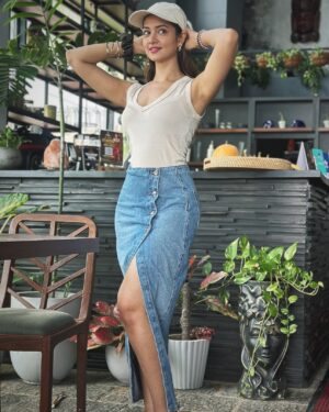 Shanvi Srivastava Instagram - 🦋 now and always 💕
.
.
.
#shanvisri #shanvisrivastava #cafe #travel #columbo