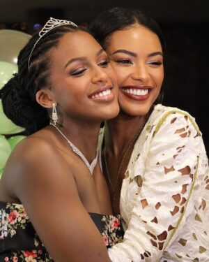 Sharam Diniz Instagram - 15 primaveras 🎂 
Que sejam leves, com amor
Alegria e saúde sempre. ❤️
Feliz aniversário @im_kuweissa231 👸🏾