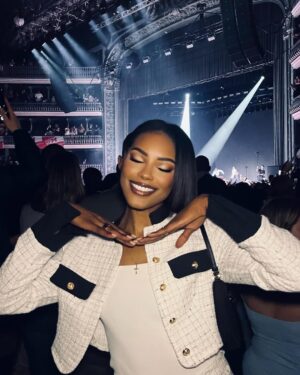 Sharam Diniz Instagram - God is able. God is faithful. 💫❤️🌹 

#NelsonFreitas 🇨🇻 🇵🇹 🇦🇴