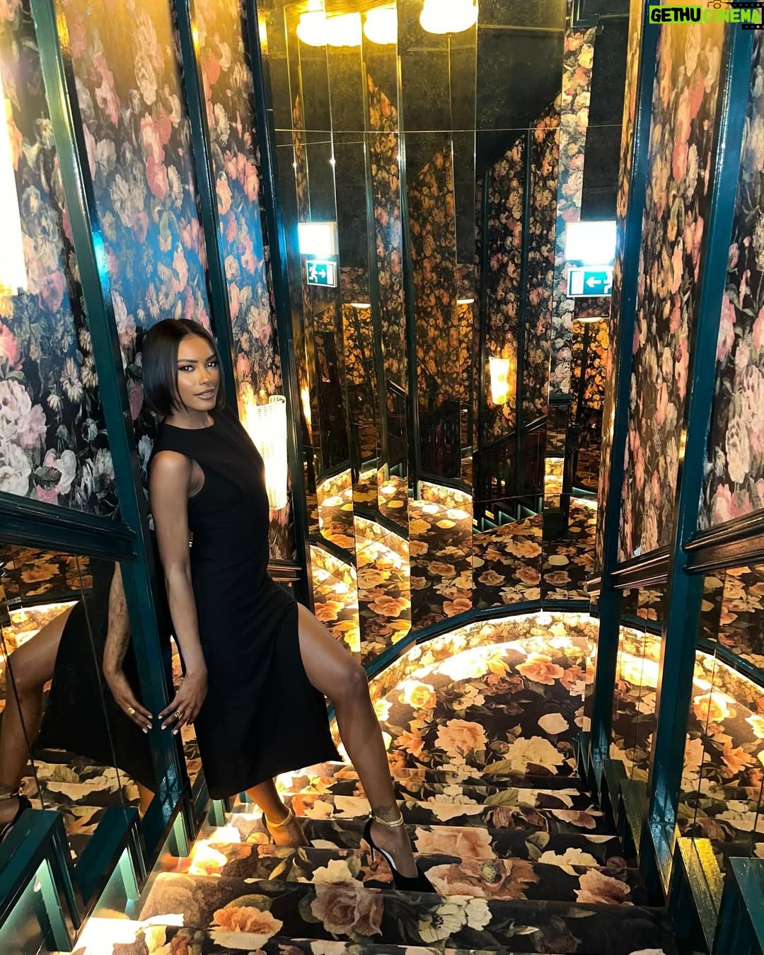 Sharam Diniz - 10.8K Likes - A salvação é individual. 💋