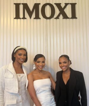 Sharam Diniz Instagram - Uma tarde bem passada com
os meus camones da bandula 
a promover união e negócios de família. 

@candlesbyimoxi 🕯️“available now”.