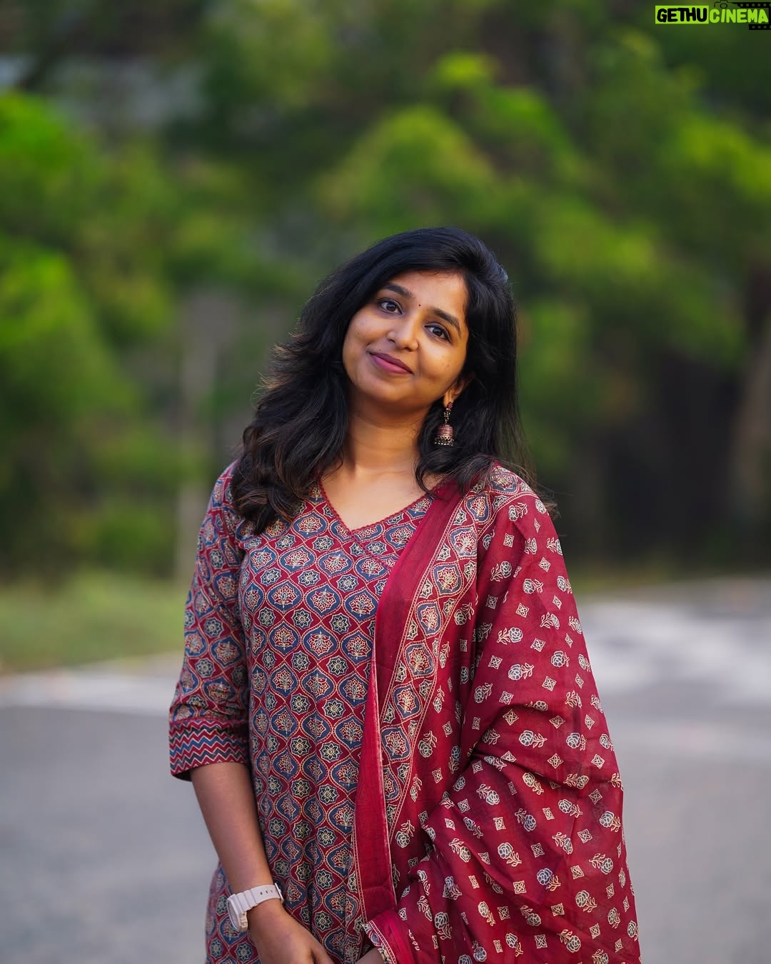 Sharmika - 43K Likes - If you want it , do whatever it’s takes to get it 💯
Outfits from @studio_n47
Complete clearance sale going on now on their website … do check their bio 🧨
Pc @kanyamedia