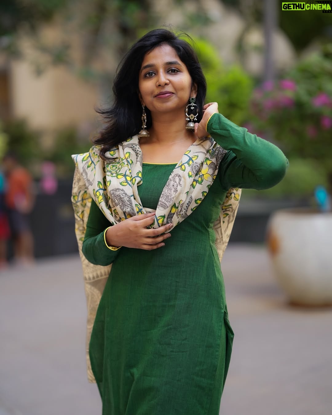 Sharmika - 30.6K Likes - Nee enadharuginil nee 🧿
Pc @kanyamedia