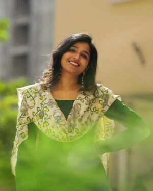 Sharmika Instagram - Nee enadharuginil nee 🧿

Pc @kanyamedia