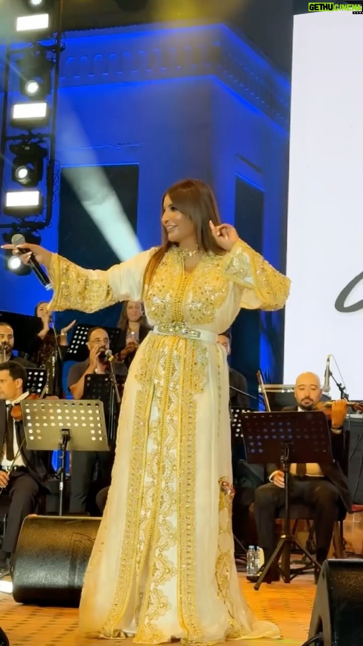 Shatha Hassoun - 3.8K Likes - وفي ليلة تطوانية مزهرة سطعت نجمتنا المحبوبة الفنانة شذى حسون @shathahassoun
بقفطان ملكي من تشكيلتي الاخيرة @hajarhamoudaofficial @hajar_hamouda
وازدادت اشراقا بميكب العزيزة وصديقة السنين شريفة اللهلاه @charifa_lahlah.
الشكر الموصول لفنانتنا الراقية و لمنظمات مهرجان أصوات نسائية على التظاهرة السنوية الناجحة @festivalvoixdefemmes24