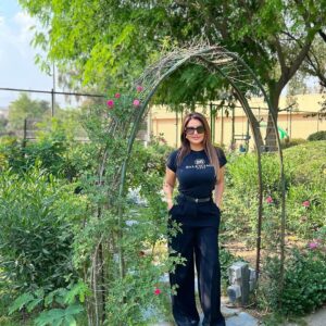 Shatha Hassoun Instagram - الورد جوري بين نخلة و نخلة و الگلب طاير وي نوارس دجلة 🇮🇶🙏🌺 #العراق #بغداد #كهرمانة #شذى_حسون