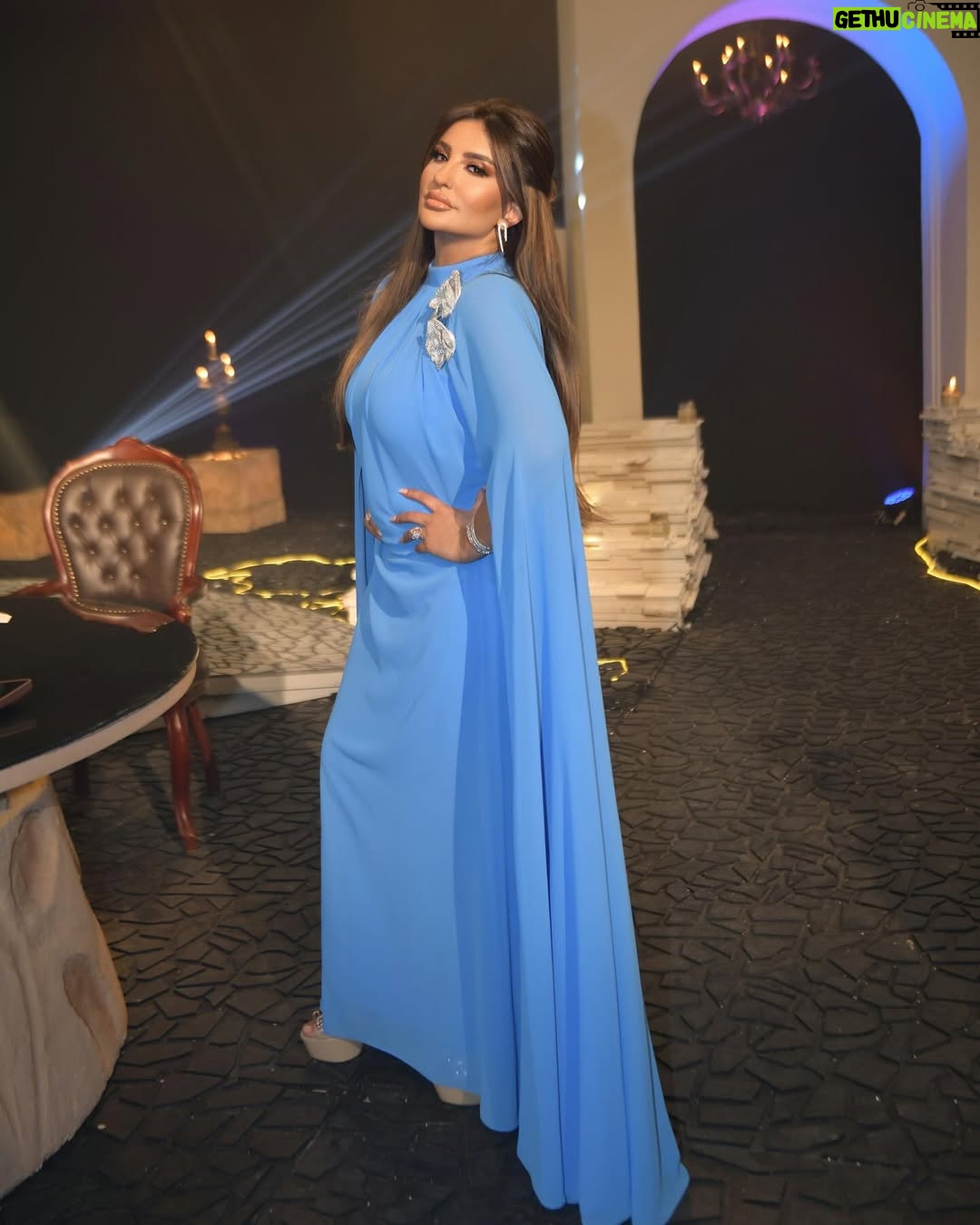 Shatha Hassoun - 3 Likes - تابعوا حلقتي بعد قليل من برنامج #العرافة مع الإعلامية المصرية المتميزة بسمة وهبة على قناتي النهار و المحور الساعة السادسة توقيت القاهرة
Stylist @ziadalsaleh
Designer @pukka.official.co
Make up @alaaeltonsy
Hair @madohairdresser
Jewelry @ver.jewelry
Photographer @moe.soufyan_photography