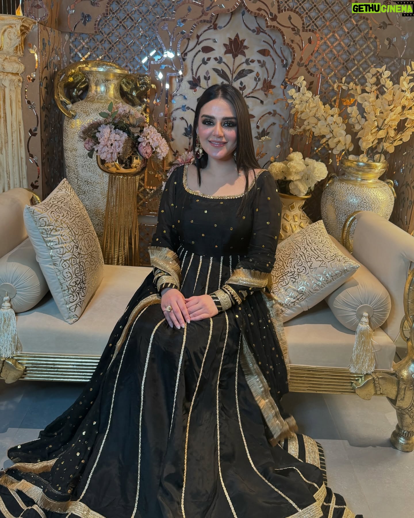 Shazeal Shoukat - 34K Likes - Eid day 3 , in my own design outfit š¤
Makeup & hair @nooreysmakeupstudio
Style , fashion, Eid day 3 , love yourself,virtual stylist #shazealshoukat