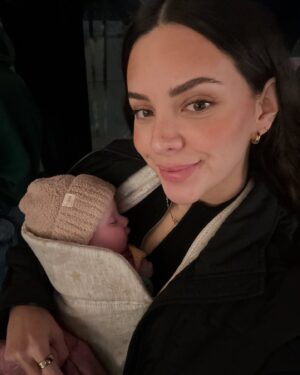 Sheryl Rubio Instagram - Feliz 4 meses al amor de mi vida en esta vida y en todas las demás, a mi  1 por siempre. 💗 ¡ser tu mami es lo más delicioso que me ha pasado! Mi bebé feliz te amo mucho 😭