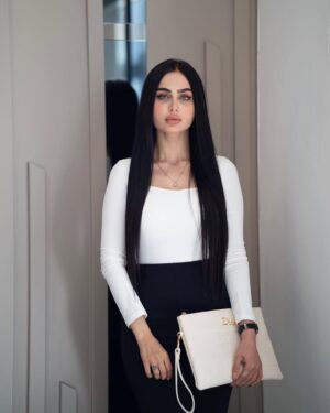 Shimaa Qasim Instagram - واخيراً رجعتلكم من جديد .. مشتاقه الكم هواي 🦋🥹🫶🏻 #شيماء_قاسم