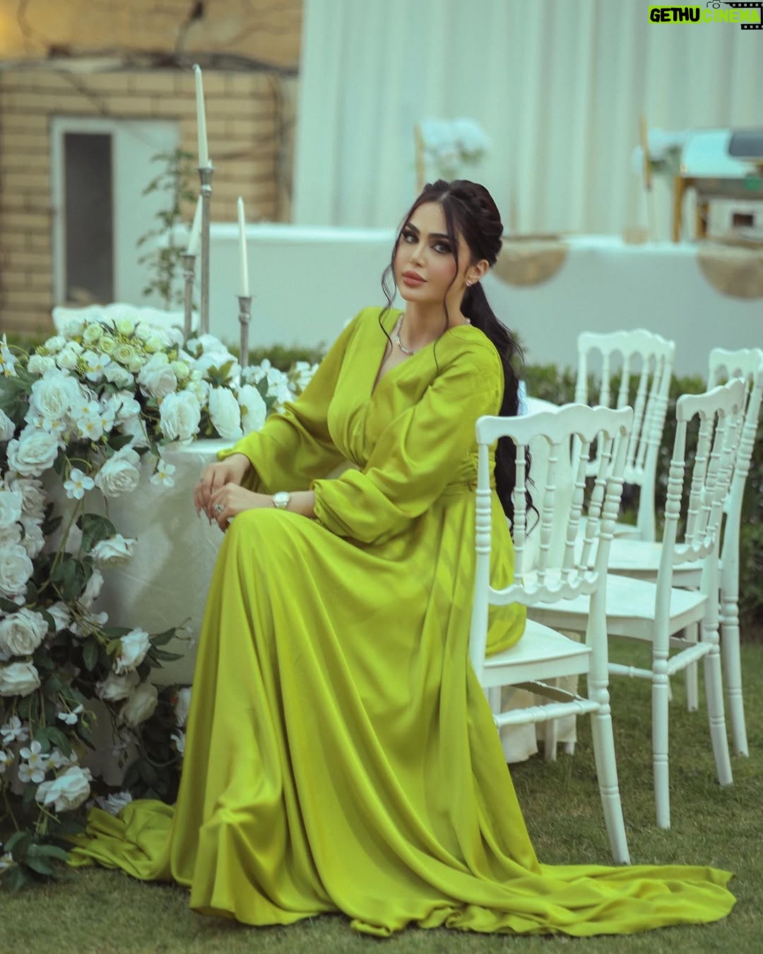 Shimaa Qasim - 225.1K Likes - ملائكيّة بلا شكً أنتِ .🤍🦋
تصوير المصور @66nnv
#شيماء_قاسم