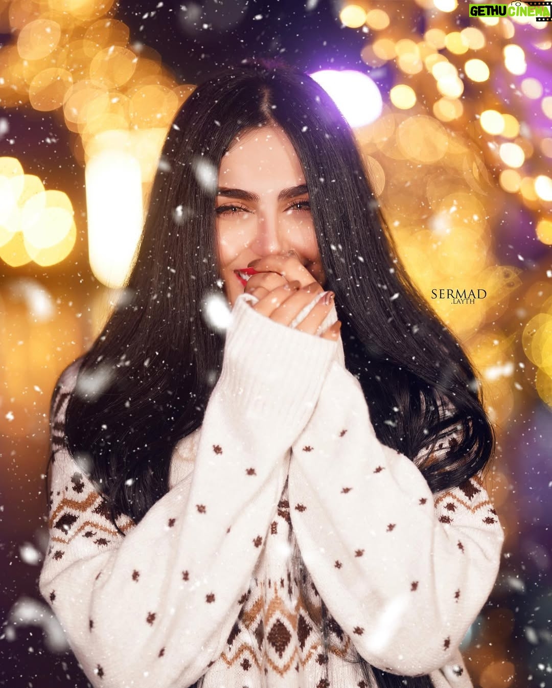 Shimaa Qasim - 163.5K Likes - اللهَّم عامًا تركض فيه الأقدار السعيدة في طريقنا"🦋
كل عام وانتم الخير لكل عام happy new year 🎅🤍
🕊️
تصوير المبدع @sermad.laythphotography
#شيماء_قاسم