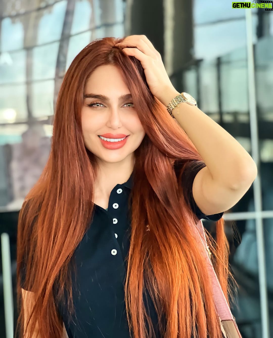 Shimaa Qasim - 206.7K Likes - لا شيء يُشبهُ قلبها كانت جميلة بكلِّ شي .
🦋#شيماء_قاسم