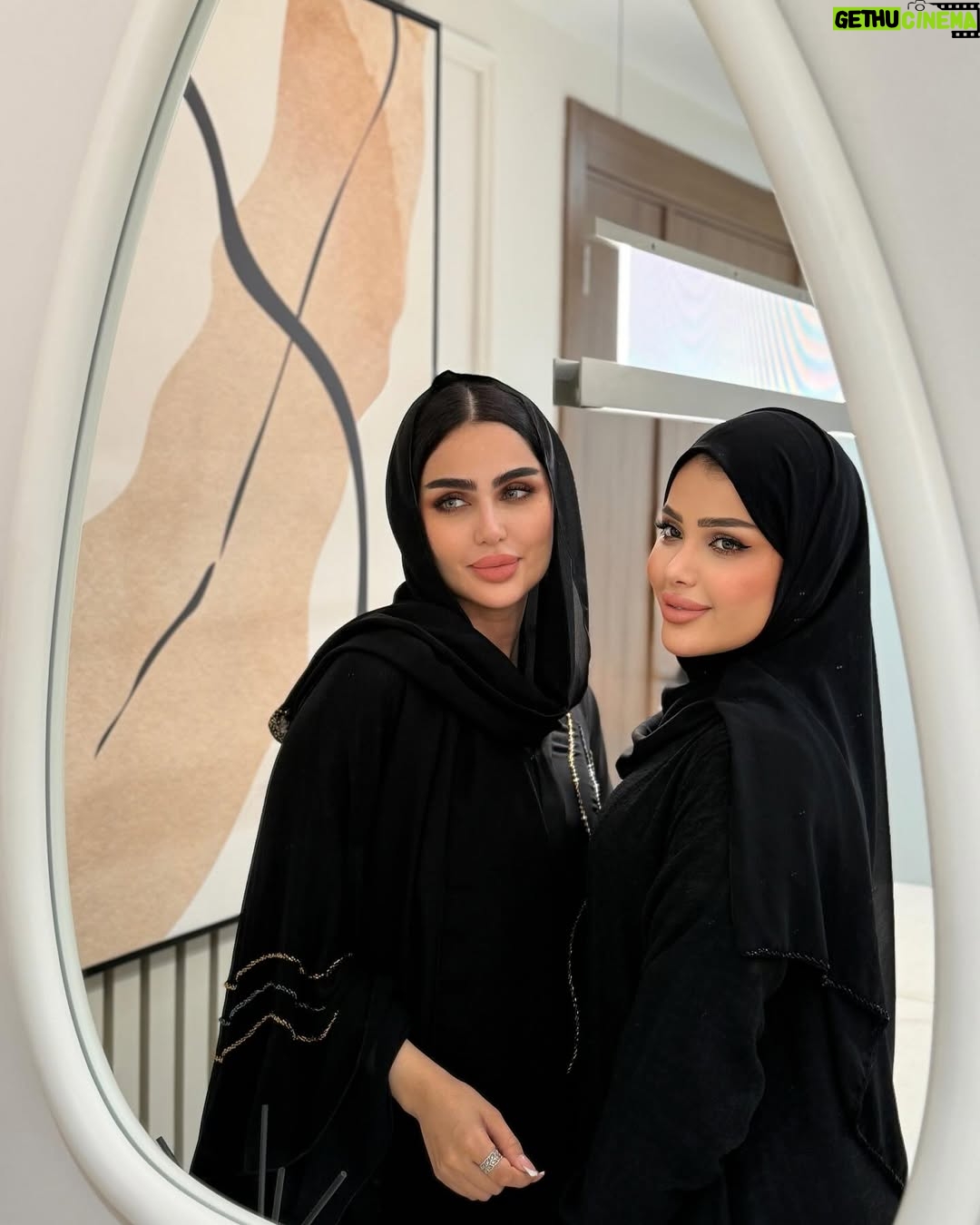 Shimaa Qasim - 191.3K Likes - تحبون لمة الاقارب لو الاصدقاء..🌝🌙
