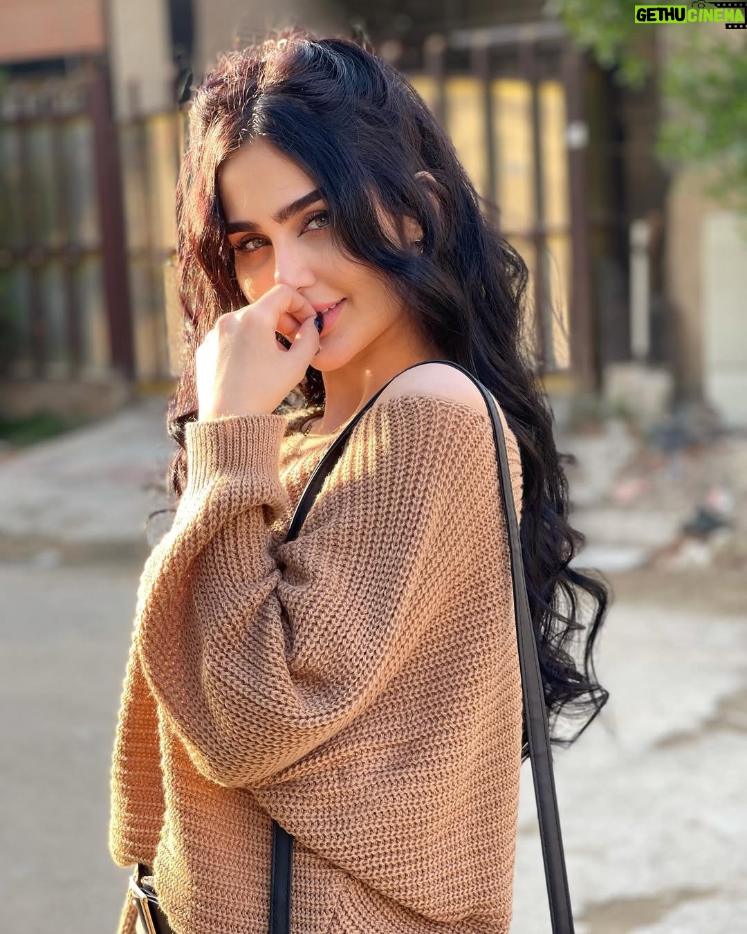Shimaa Qasim - 160.2K Likes - انت كل أولوياتي ، انت بالكفتين والناس بالهوى!🤍#شيماء_قاسم