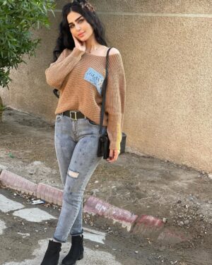 Shimaa Qasim Instagram - انت كل أولوياتي ، انت بالكفتين والناس بالهوى!🤍#شيماء_قاسم