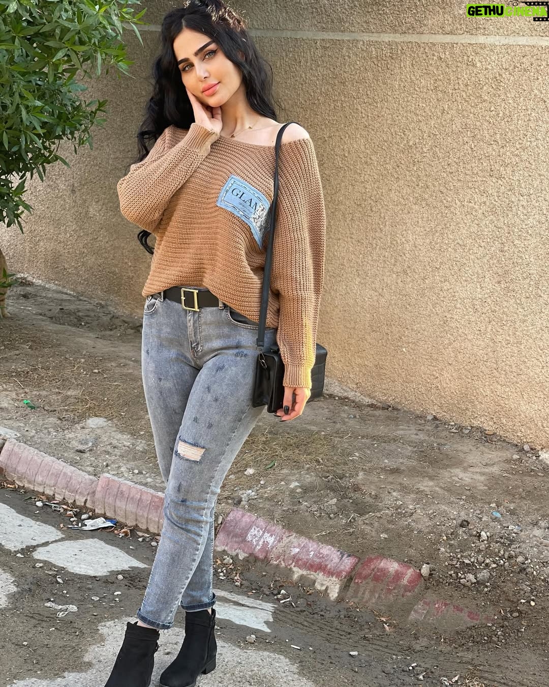 Shimaa Qasim - 160.2K Likes - انت كل أولوياتي ، انت بالكفتين والناس بالهوى!🤍#شيماء_قاسم