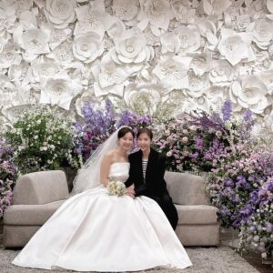 Shin Ji Instagram - 우리 가은이 현호 결혼 축하해~👰🏻🤵🏻
너무너무 멋지고 예쁜 신랑, 신부였어!!!💖

(피드가 말썽이라 다시 올림)