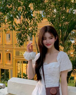 Shin Sae-rom Instagram - Dior Cafe in Bangkok